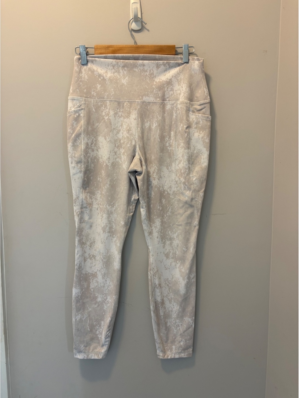 Reebox by RBX Gray camo Tie Dye Leggings XL TG Women's